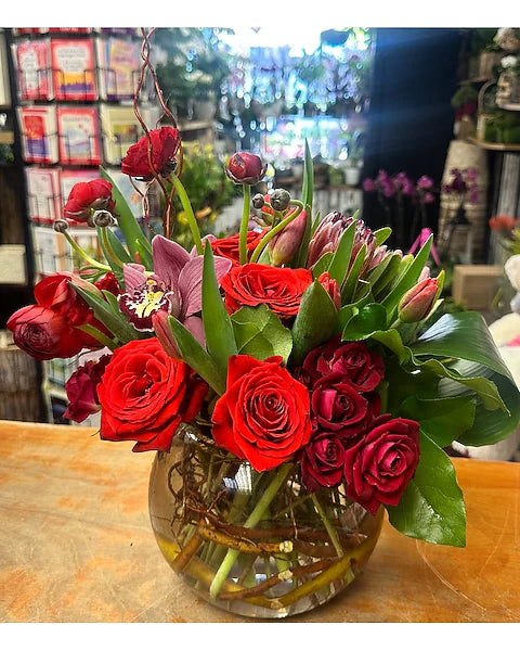 Red blooms – Fairfield Florist, Fairfield CT