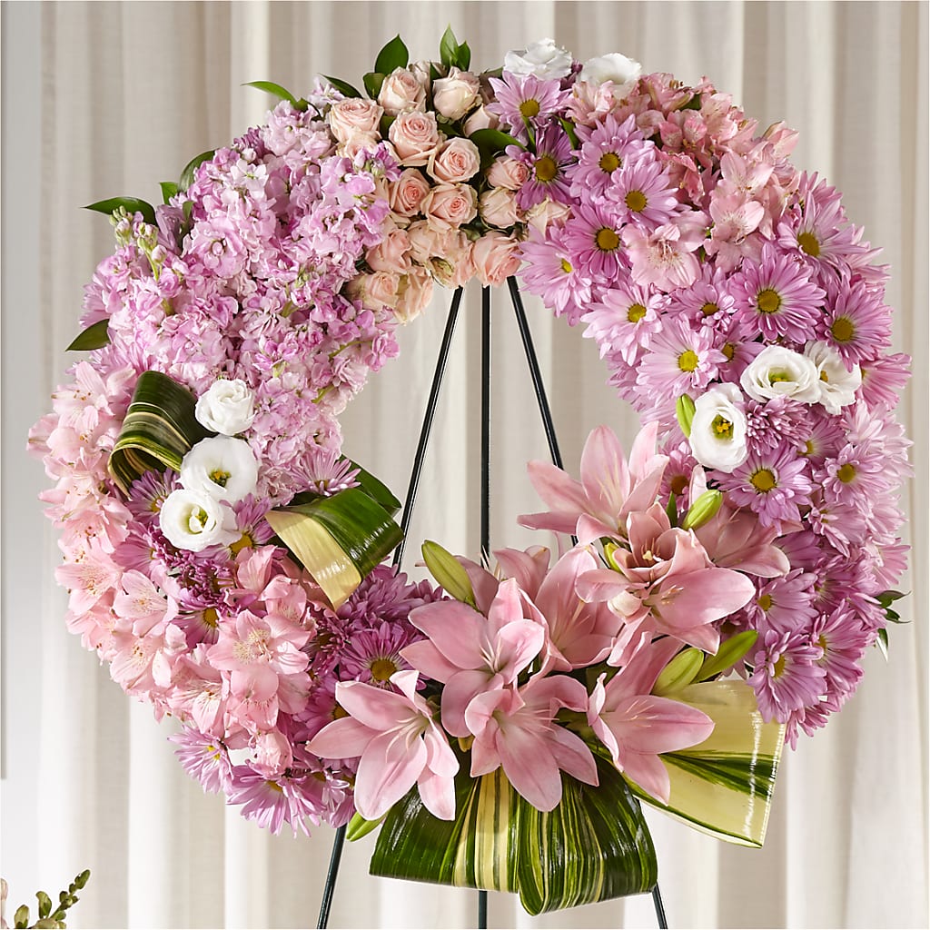 Gift of Warmth Wreath – Fairfield Florist, Fairfield CT