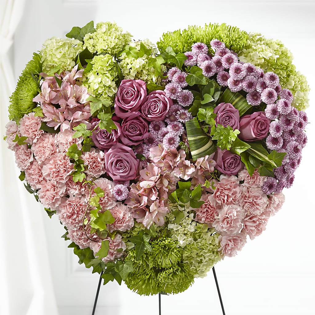 Heartwarming Standing Heart – Fairfield Florist, Fairfield CT