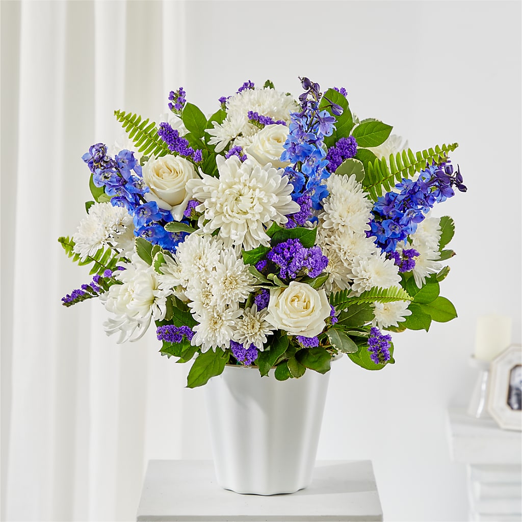 Hold Dear Tabletop Basket – Fairfield Florist, Fairfield CT