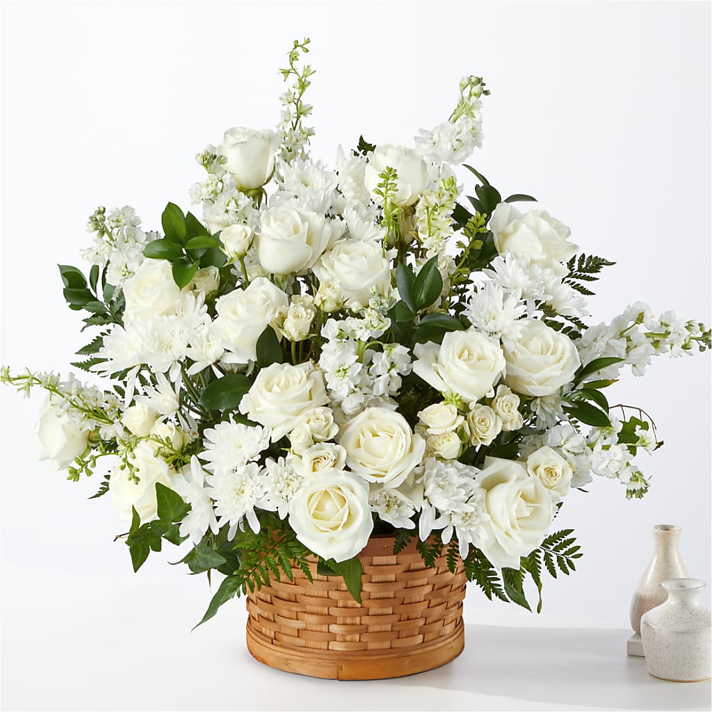 Heartfelt Condolences Arrangement – Fairfield Florist, Fairfield CT