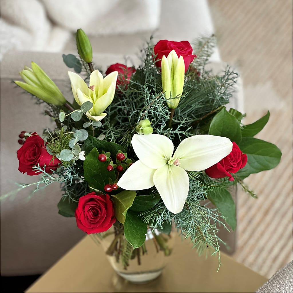 Glittering Lights Bouquet –  Fairfield Florist, Fairfield CT