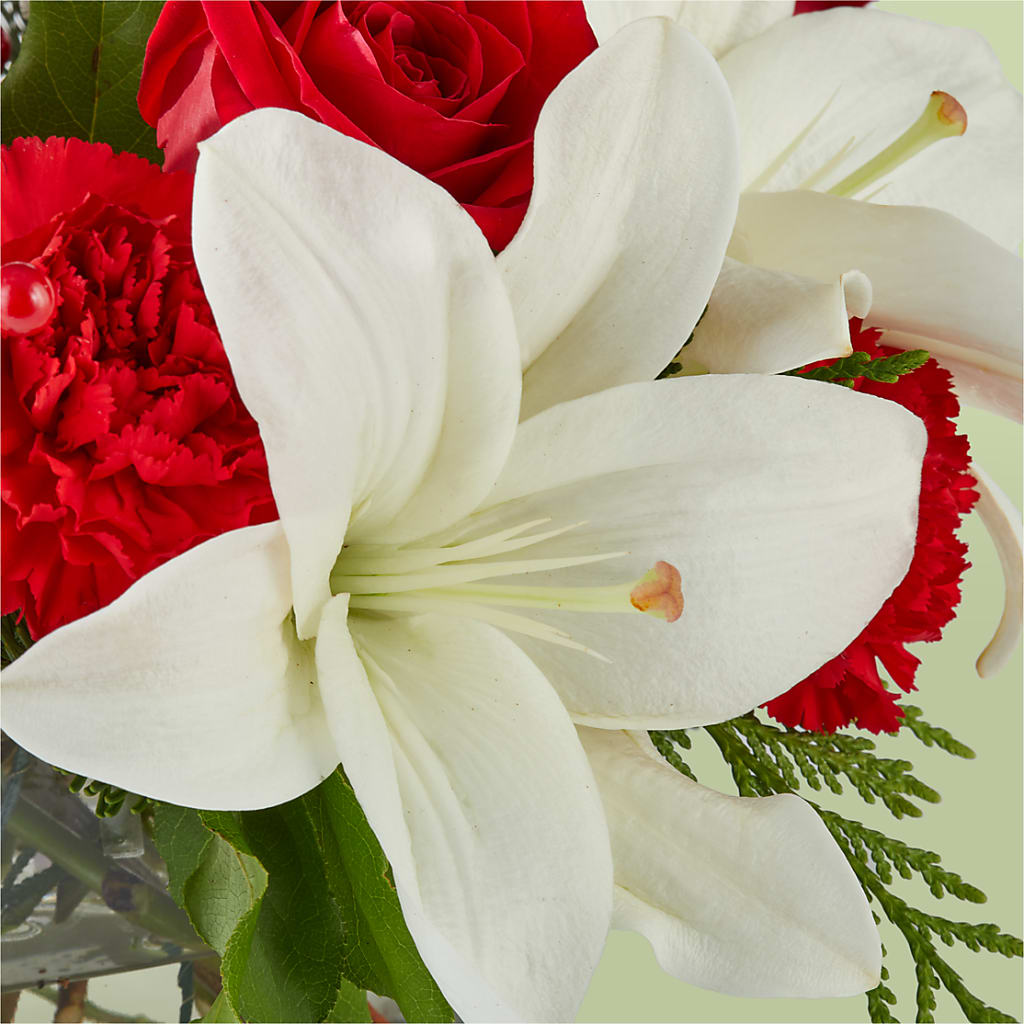 Glistening Icicles Bouquet –  Fairfield Florist, Fairfield CT