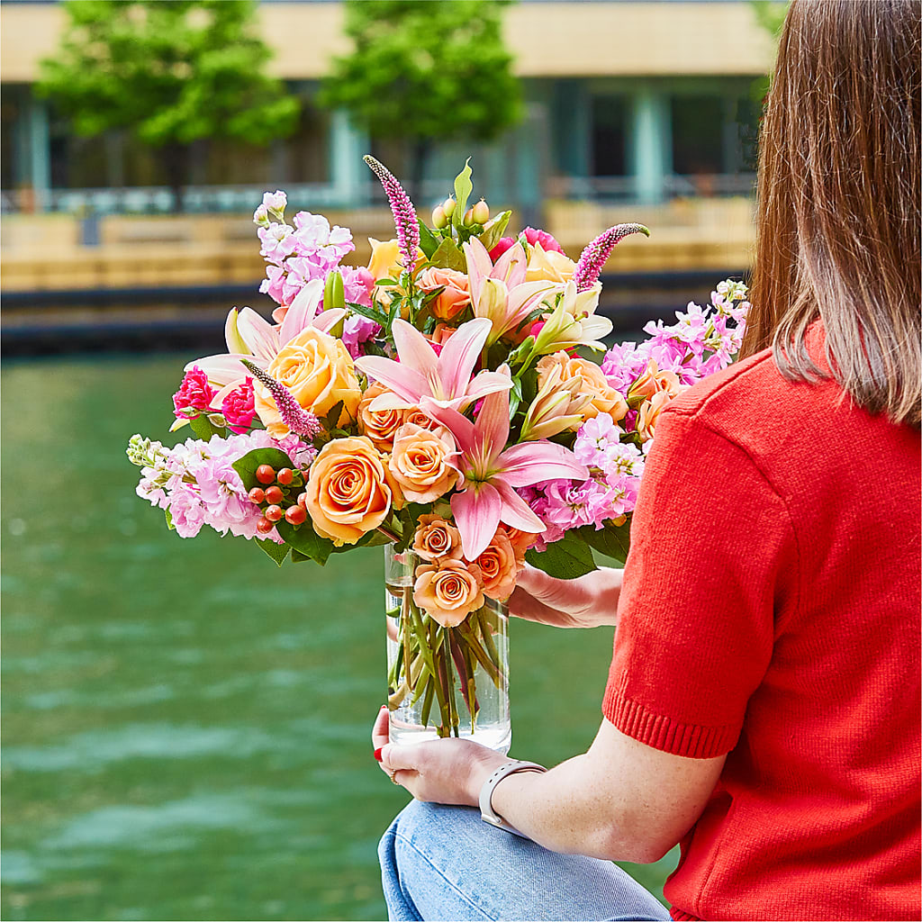 Bisous Bouquet –  Fairfield Florist, Fairfield CT